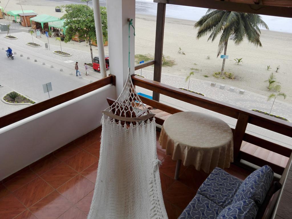 Hotel Pacifico Puerto López Buitenkant foto