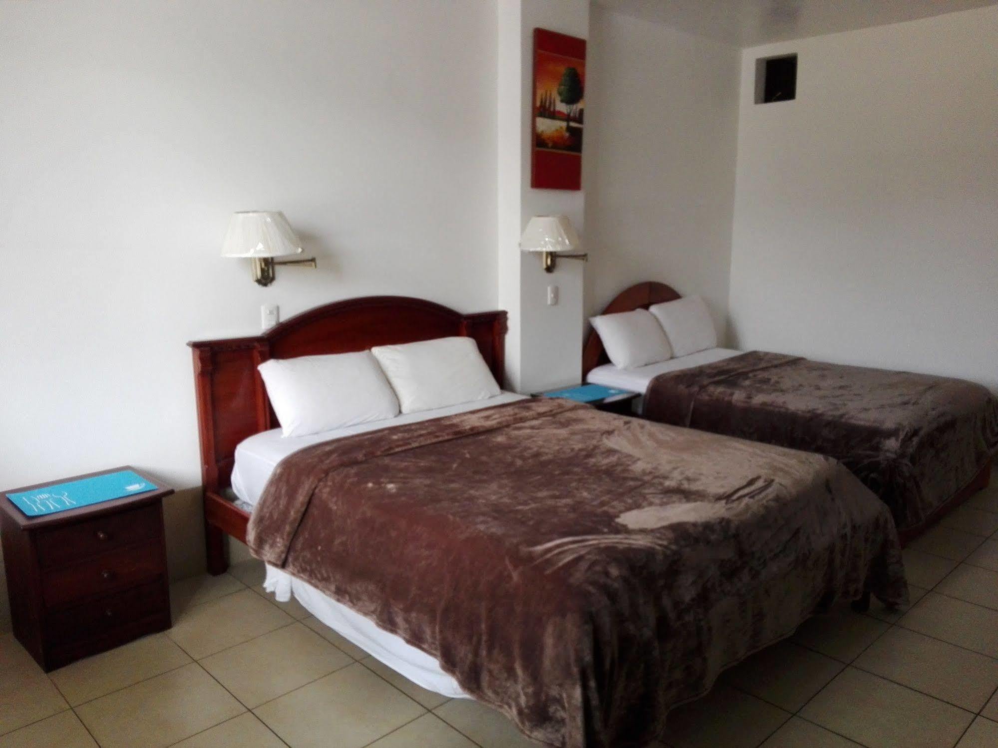 Hotel Pacifico Puerto López Buitenkant foto